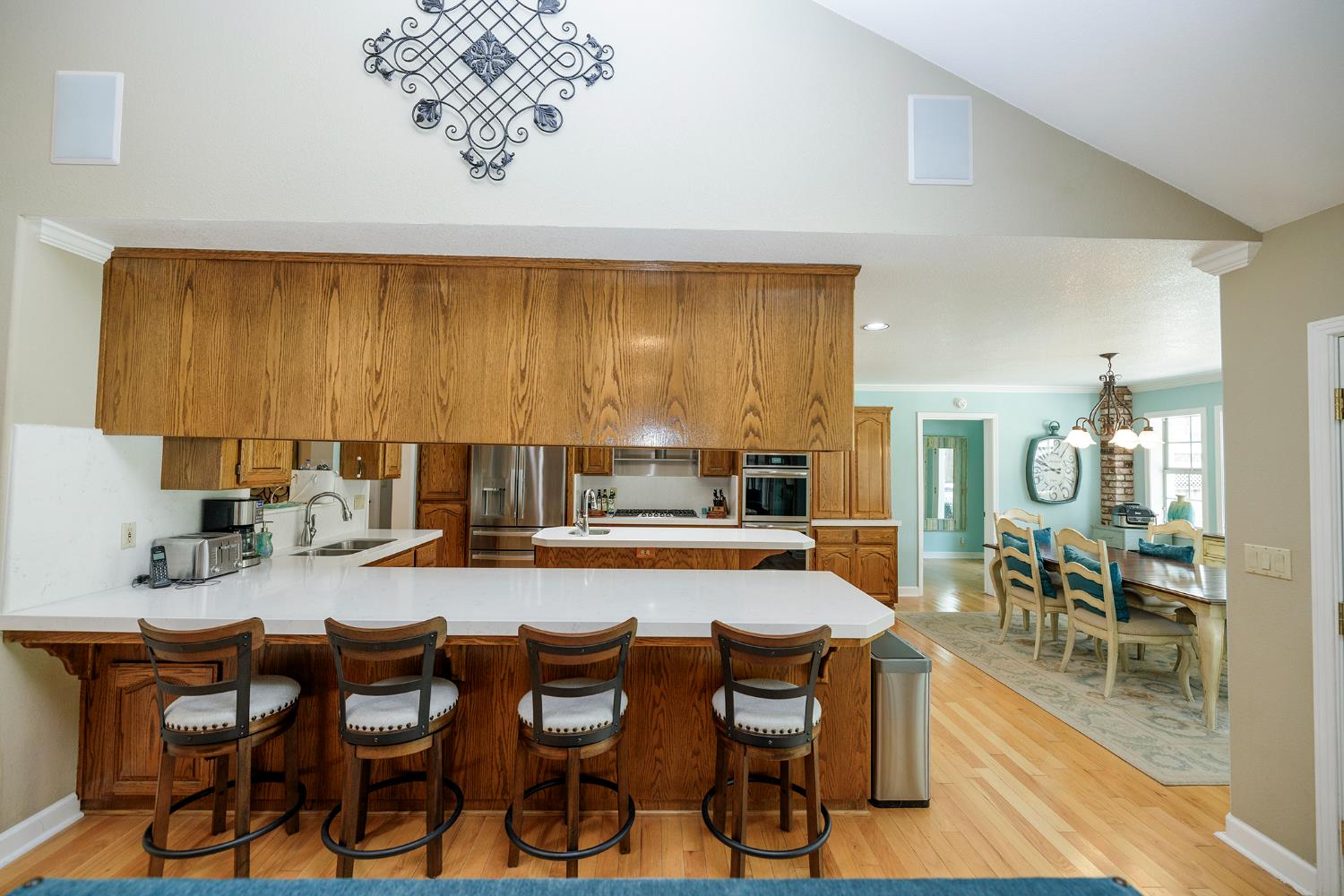 Detail Gallery Image 15 of 68 For 3128 Esta Ave, Modesto,  CA 95355 - 3 Beds | 3 Baths