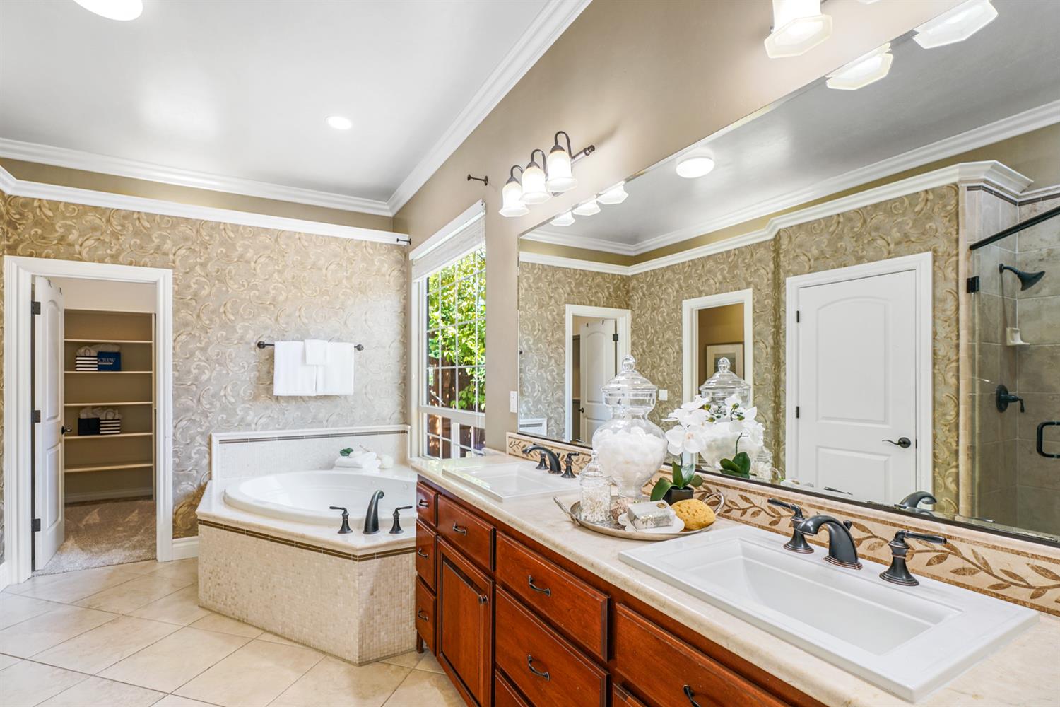 Detail Gallery Image 28 of 65 For 6312 Monument Springs Dr, Rocklin,  CA 95677 - 4 Beds | 3 Baths