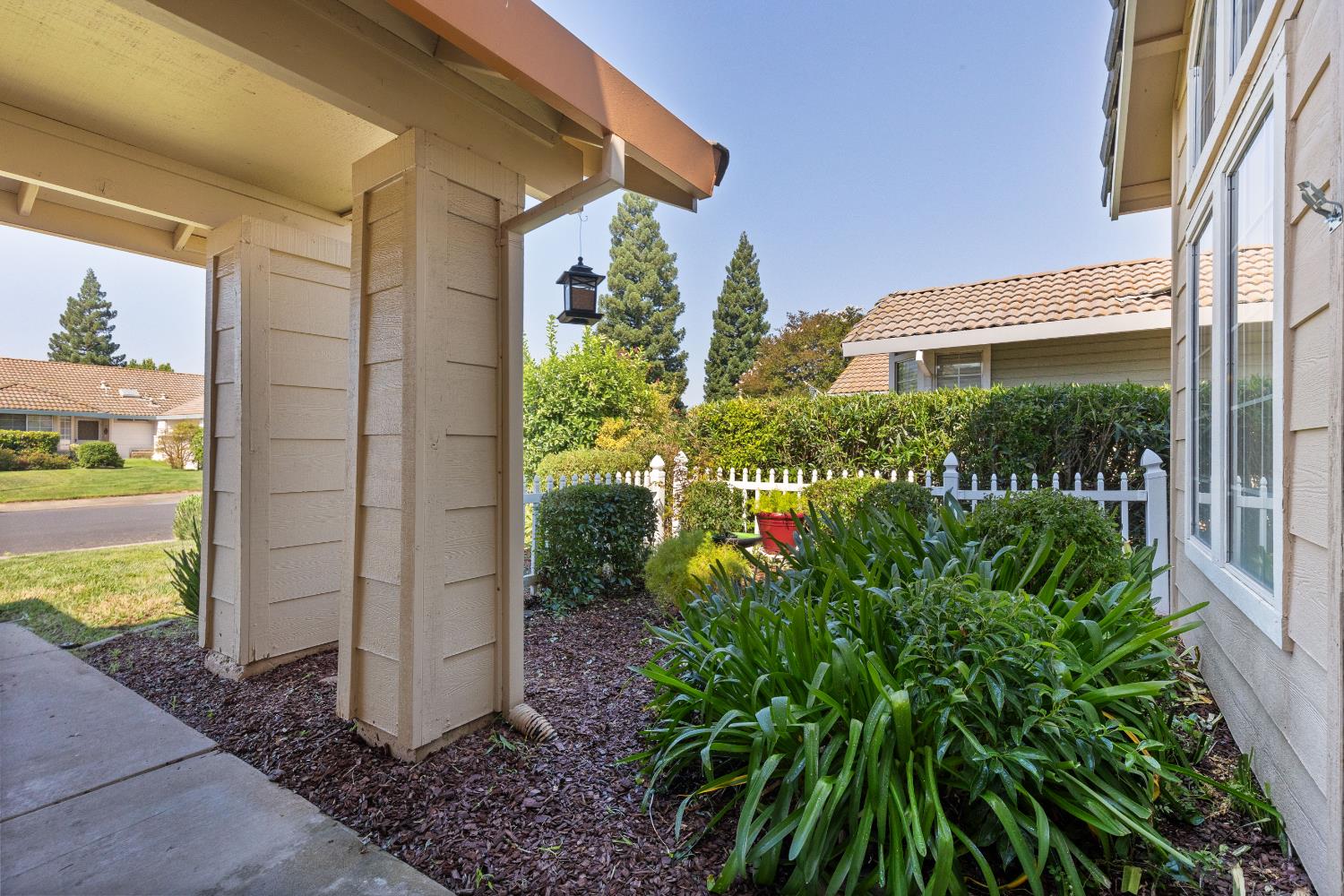 Detail Gallery Image 4 of 50 For 5623 Delano Way, Rocklin,  CA 95677 - 4 Beds | 3 Baths