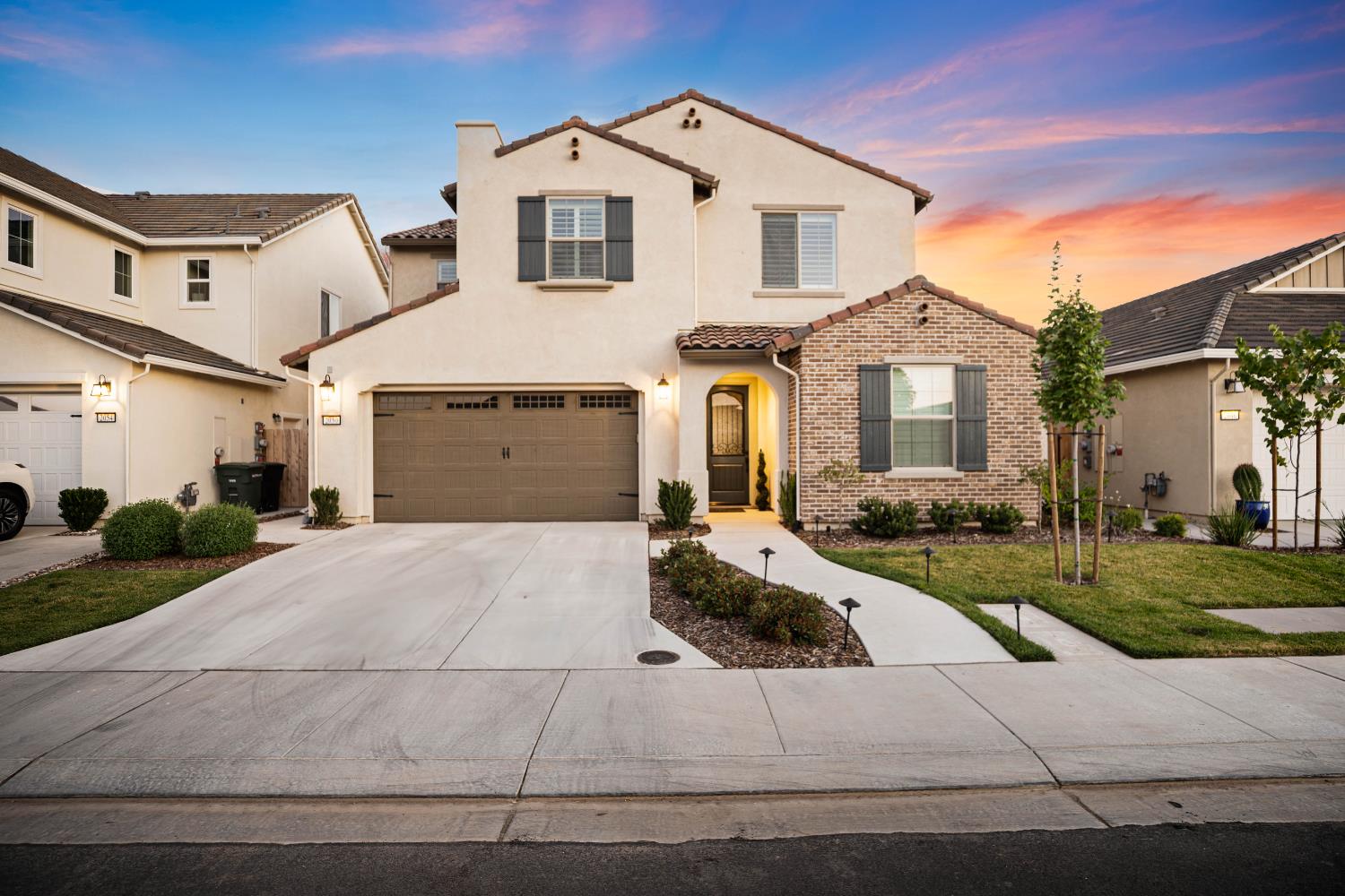 Detail Gallery Image 1 of 70 For 2050 Starwood Dr, Riverbank,  CA 95367 - 4 Beds | 3 Baths