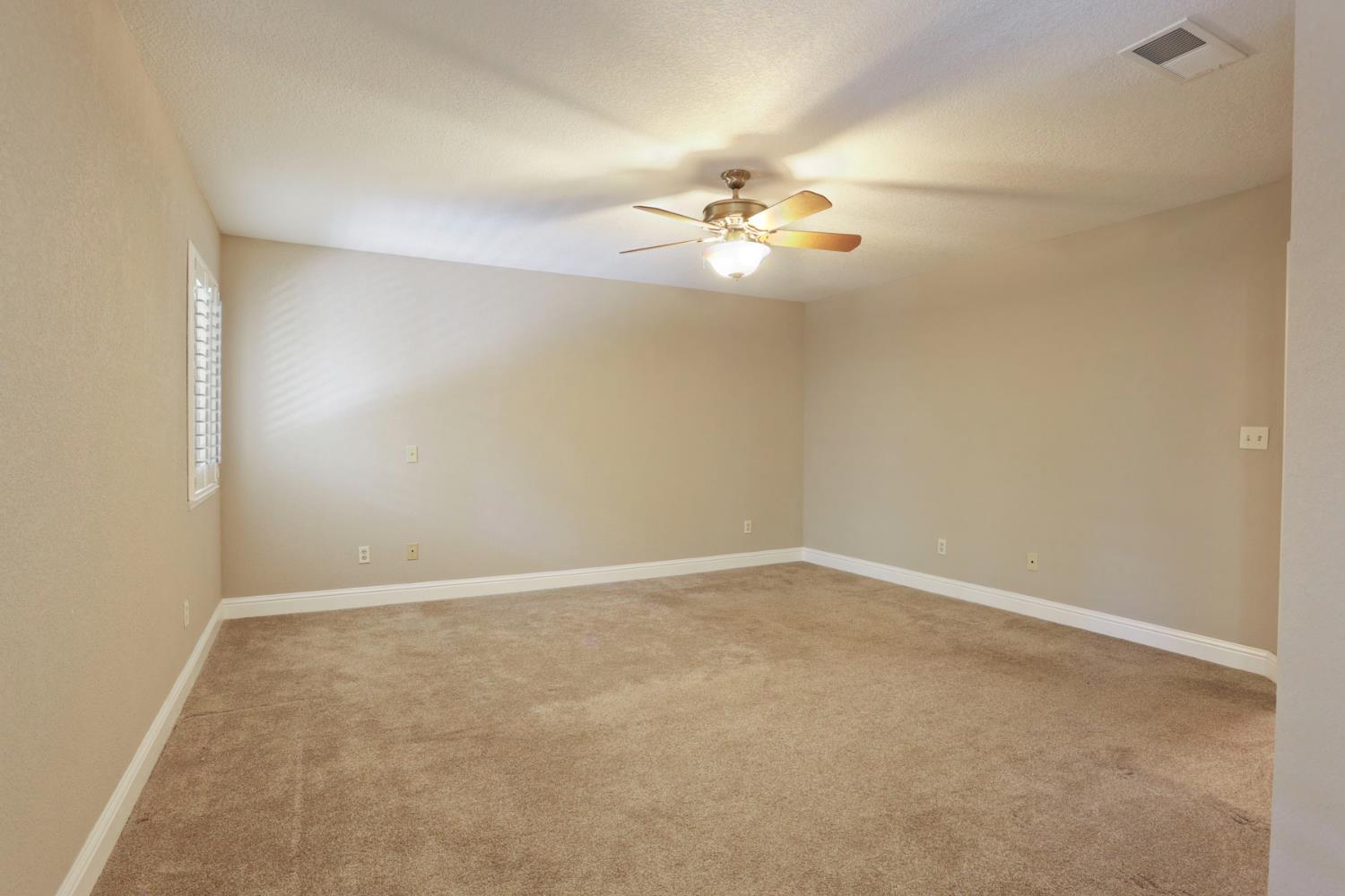 Detail Gallery Image 27 of 50 For 2404 Dutchollow Ct, Modesto,  CA 95356 - 3 Beds | 2 Baths