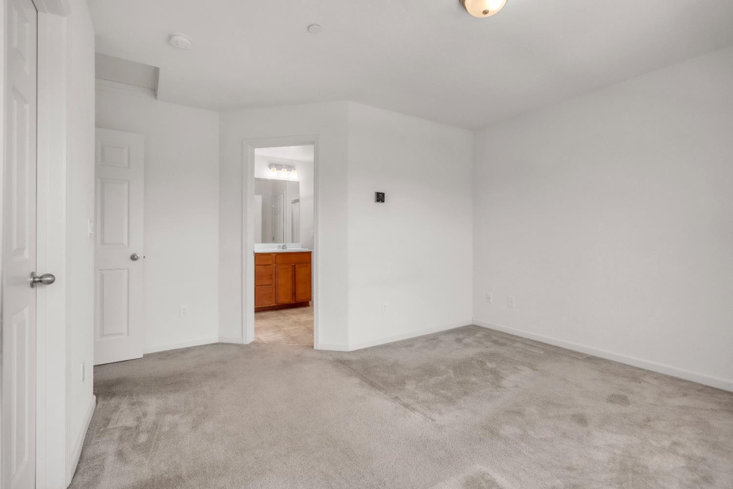 Detail Gallery Image 20 of 35 For 9934 Macabee Ln, Elk Grove,  CA 95757 - 3 Beds | 2/1 Baths
