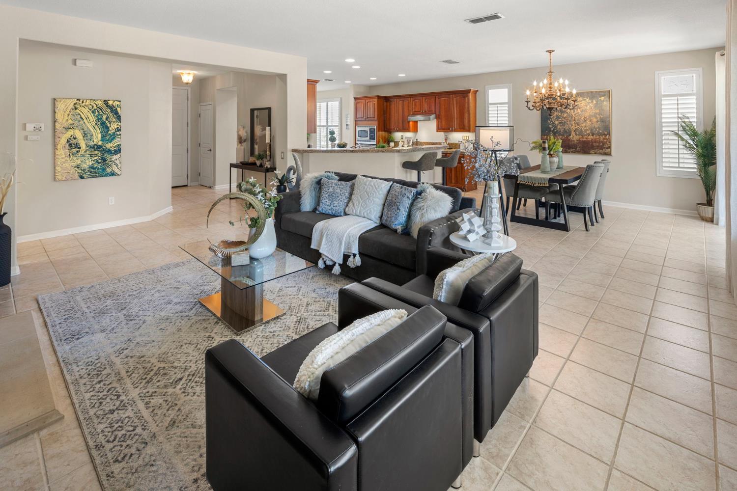 Detail Gallery Image 14 of 36 For 1960 Viola View Ct, Lincoln,  CA 95648 - 2 Beds | 2 Baths