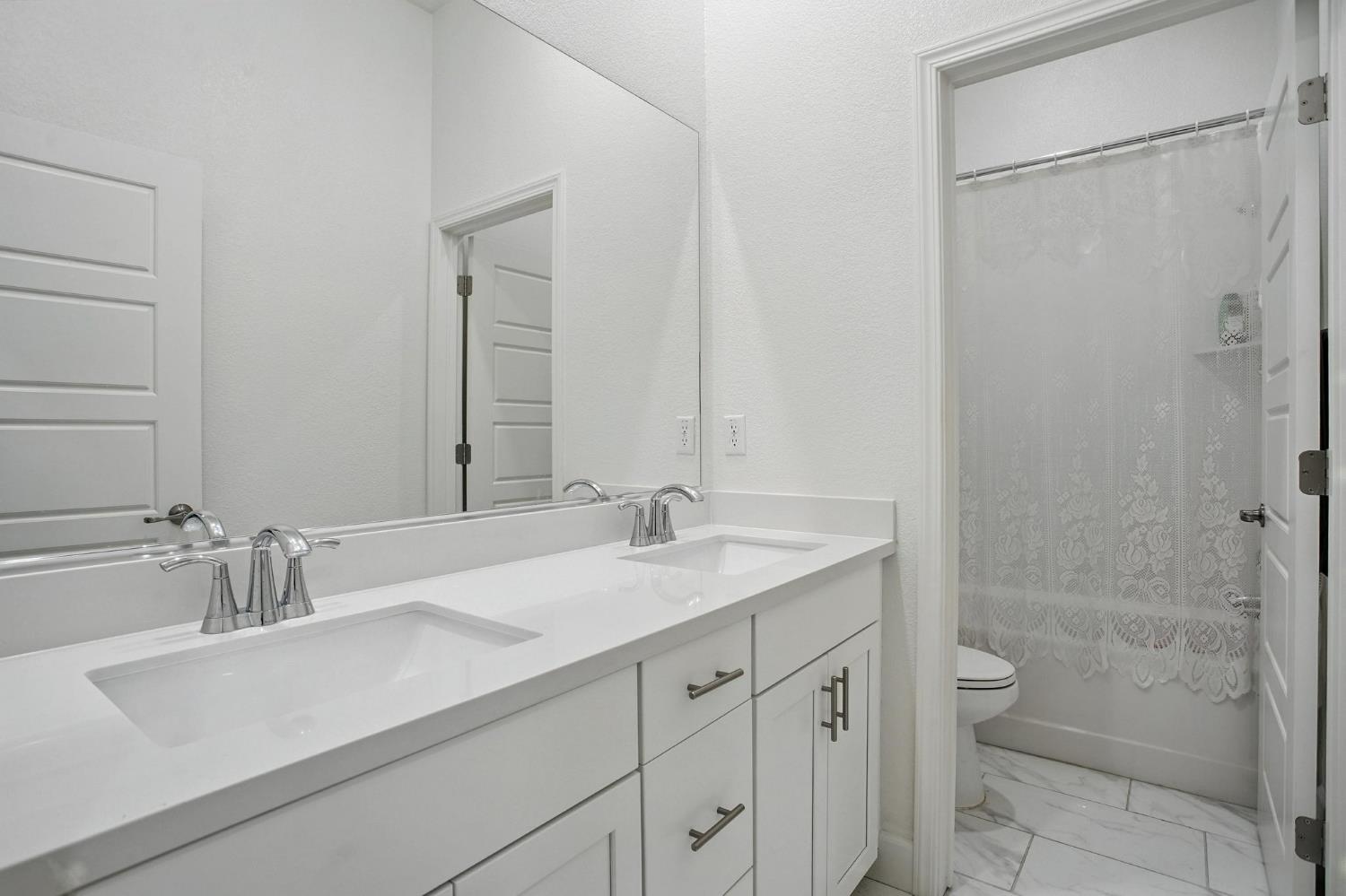 Detail Gallery Image 28 of 36 For 3742 Haymaker Way, Sacramento,  CA 95835 - 3 Beds | 2 Baths