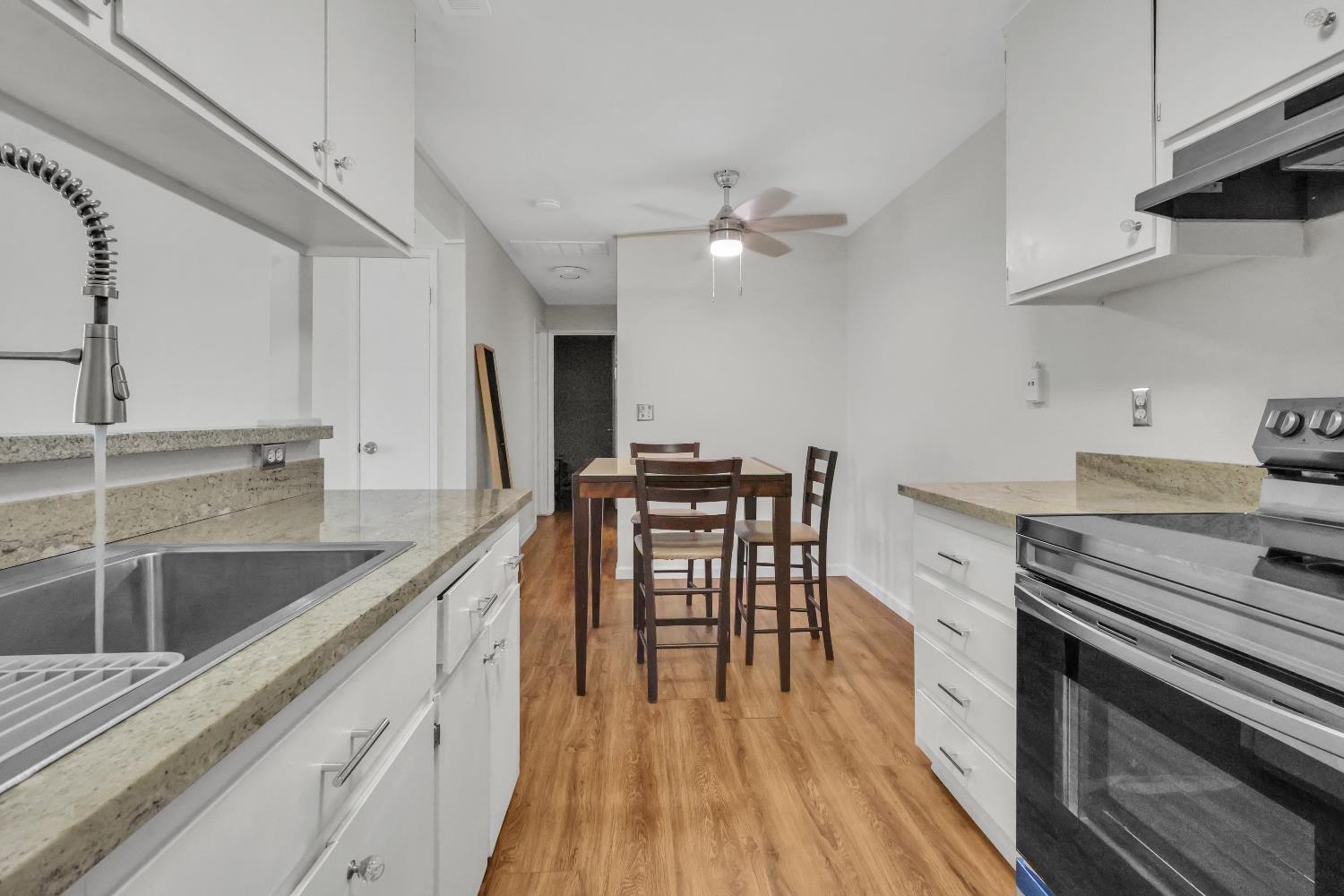 Detail Gallery Image 16 of 37 For 712 Mccoy Ct #59,  Lodi,  CA 95240 - 2 Beds | 1 Baths