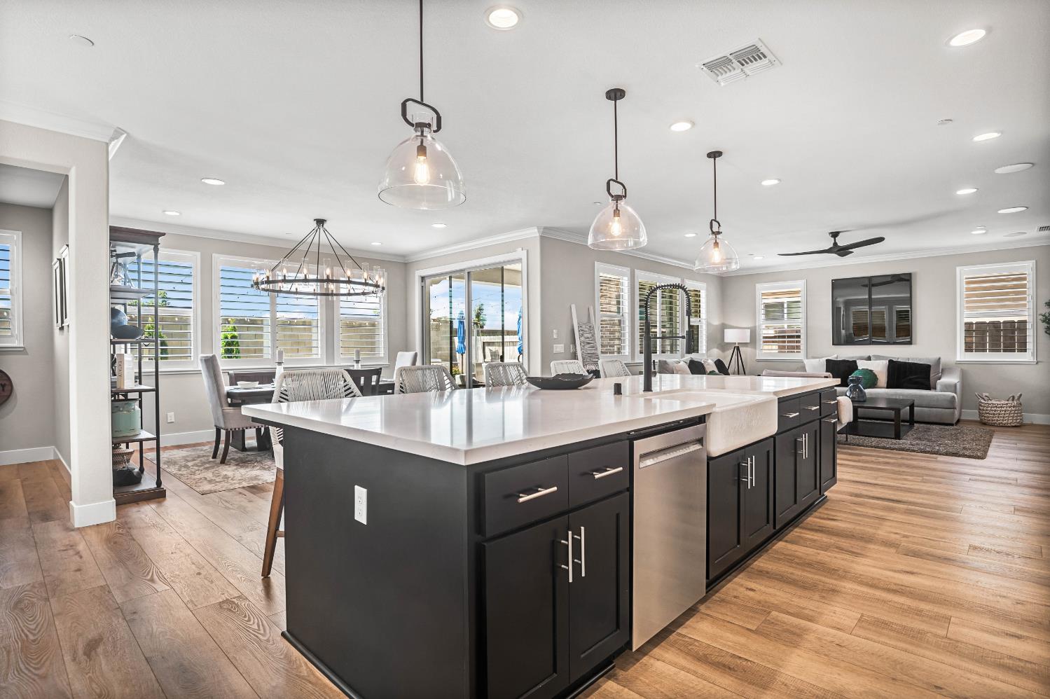 Detail Gallery Image 24 of 70 For 2050 Starwood Dr, Riverbank,  CA 95367 - 4 Beds | 3 Baths
