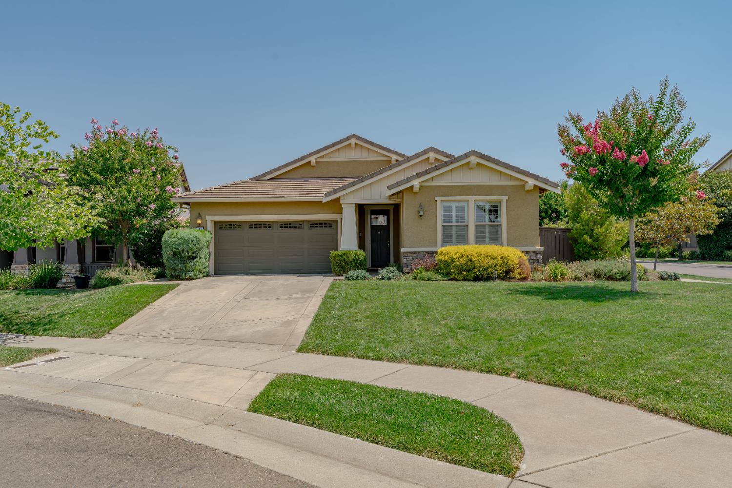 Detail Gallery Image 1 of 61 For 206 Calistoga Ct, El Dorado Hills,  CA 95762 - 3 Beds | 2/1 Baths