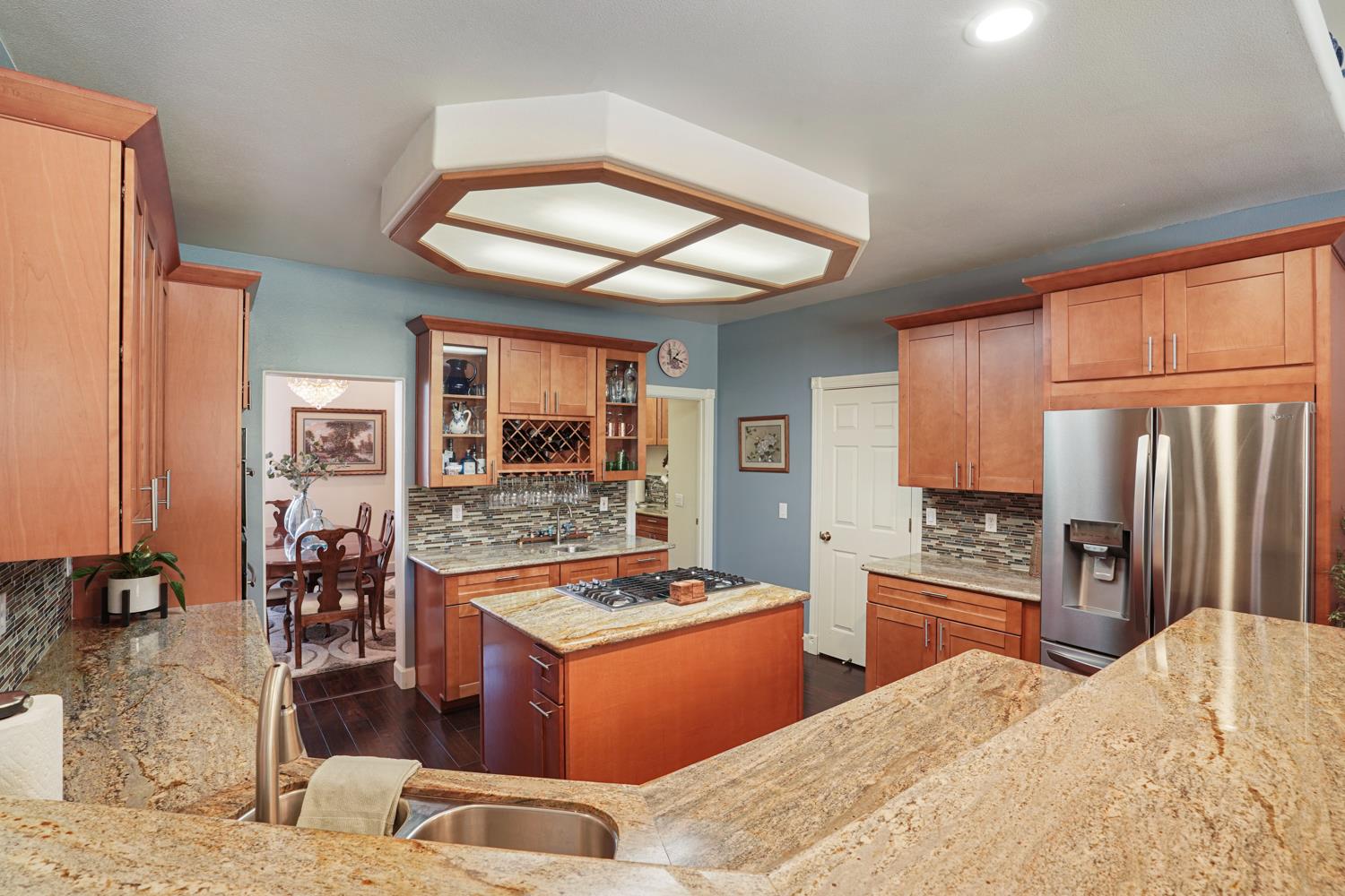 Detail Gallery Image 12 of 44 For 1109 Oak View Dr, Ione,  CA 95640 - 3 Beds | 3 Baths