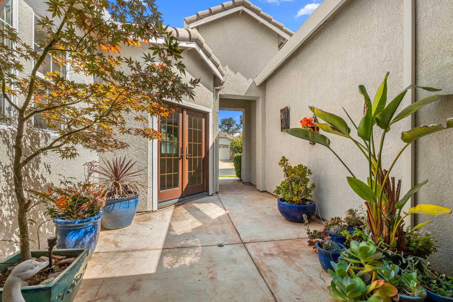 Detail Gallery Image 6 of 82 For 9544 Sun Poppy Way, El Dorado Hills,  CA 95762 - 2 Beds | 2/1 Baths