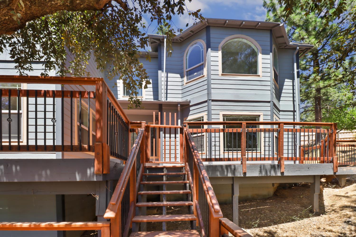 Detail Gallery Image 2 of 27 For 90 Tall Pines Ct, Applegate,  CA 95703 - 3 Beds | 2/1 Baths