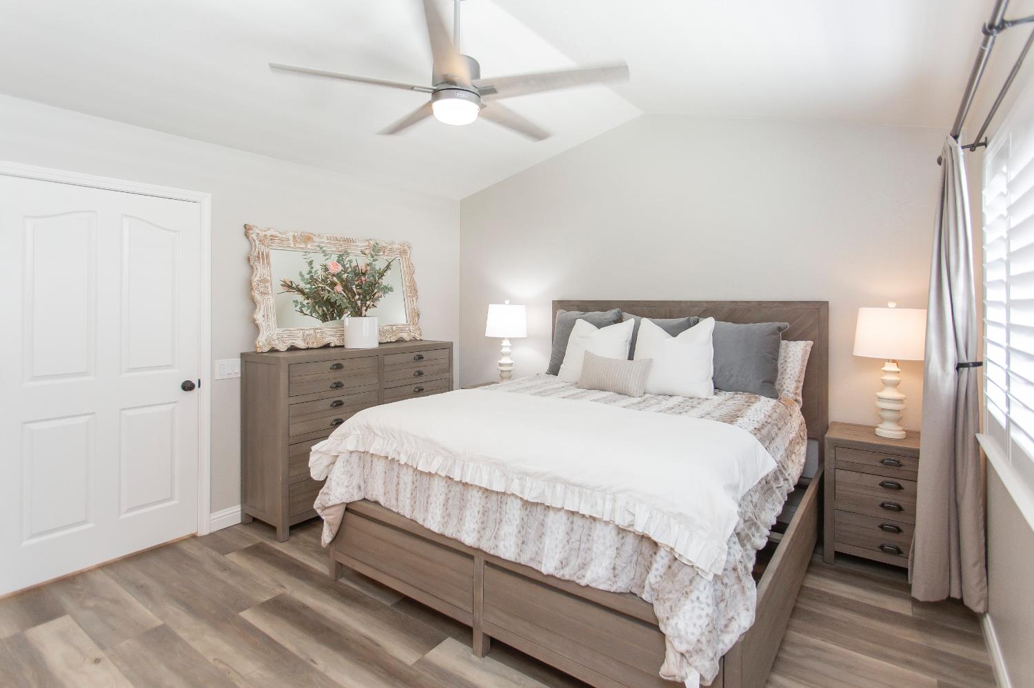 Detail Gallery Image 17 of 31 For 5542 Chancellor Way, Riverbank,  CA 95367 - 3 Beds | 2/1 Baths