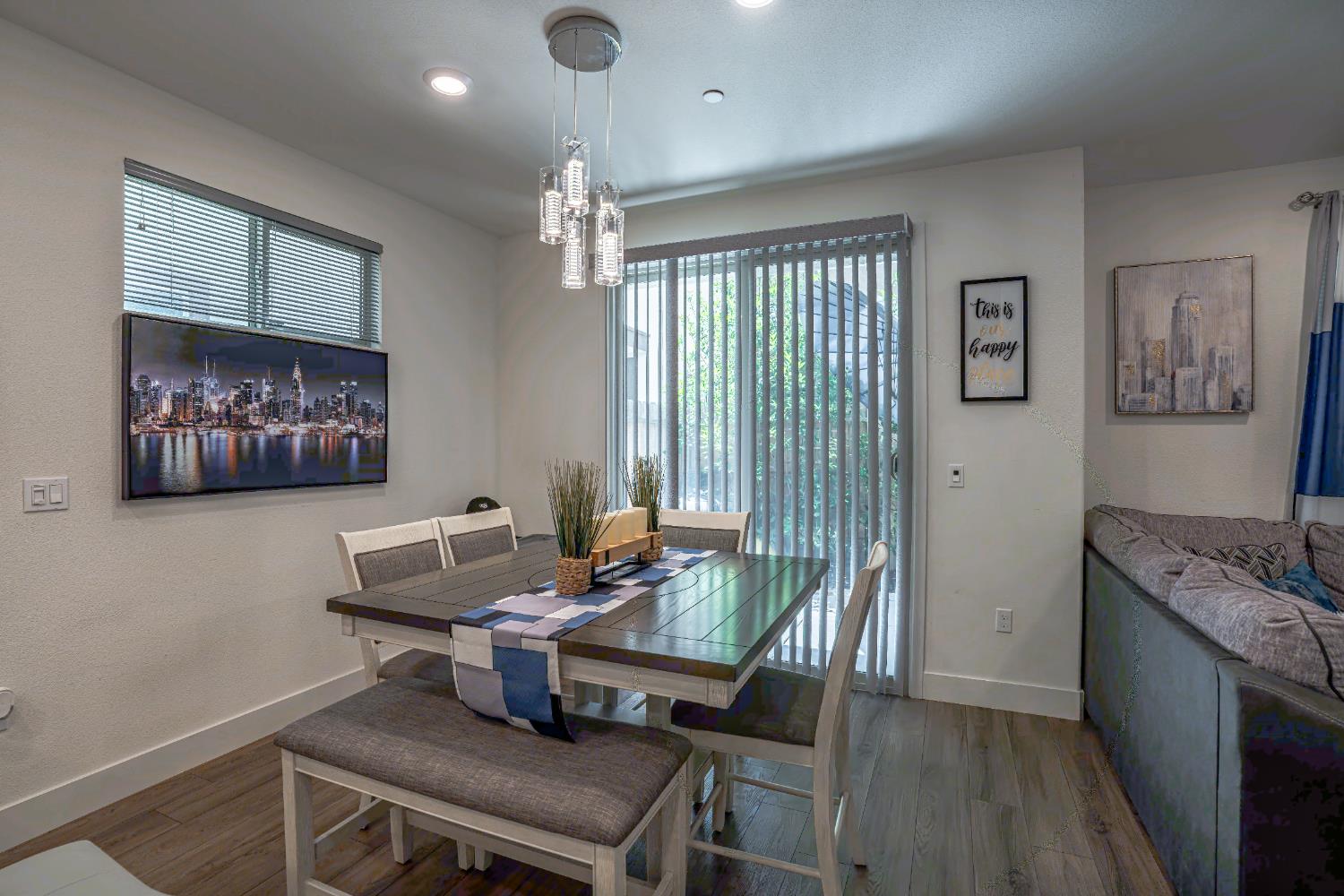 Detail Gallery Image 22 of 53 For 10448 Oboe Way, Elk Grove,  CA 95757 - 3 Beds | 2/1 Baths