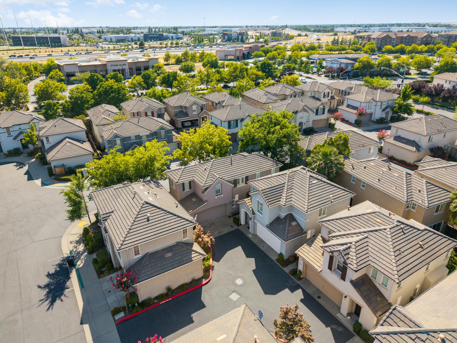 Detail Gallery Image 37 of 40 For 9205 Cortina Cir, Roseville,  CA 95678 - 3 Beds | 2/1 Baths