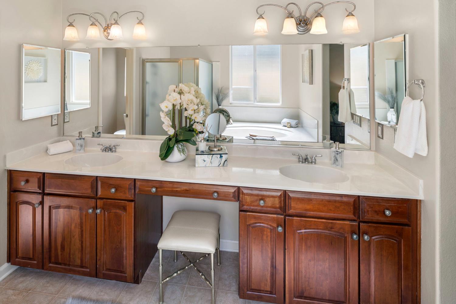 Detail Gallery Image 24 of 36 For 1960 Viola View Ct, Lincoln,  CA 95648 - 2 Beds | 2 Baths