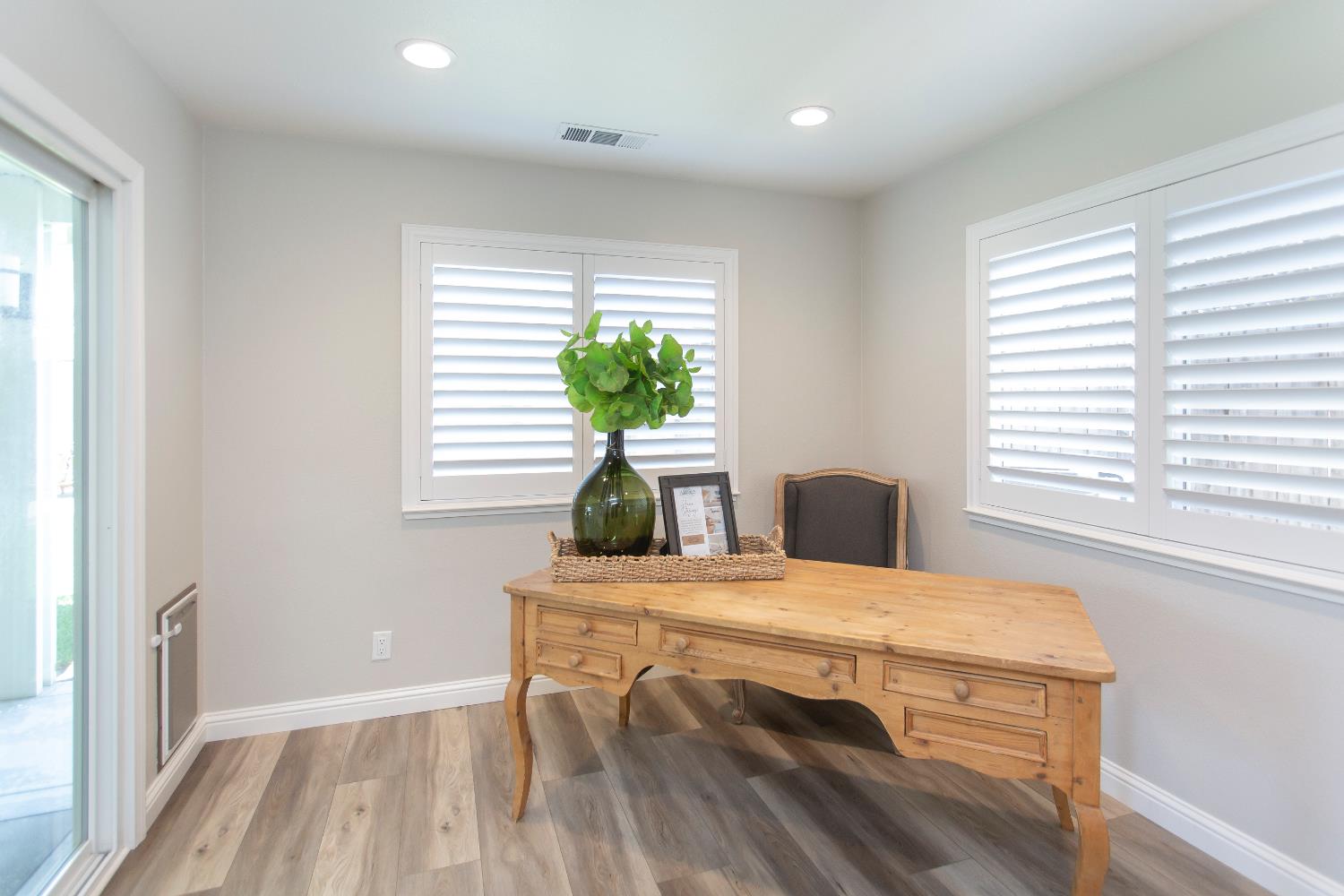 Detail Gallery Image 14 of 31 For 5542 Chancellor Way, Riverbank,  CA 95367 - 3 Beds | 2/1 Baths