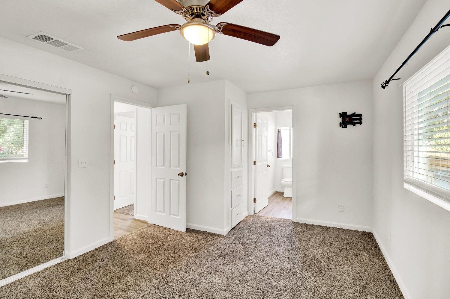 Detail Gallery Image 30 of 34 For 2307 Oakdale Rd 100, Modesto,  CA 95355 - 2 Beds | 2 Baths