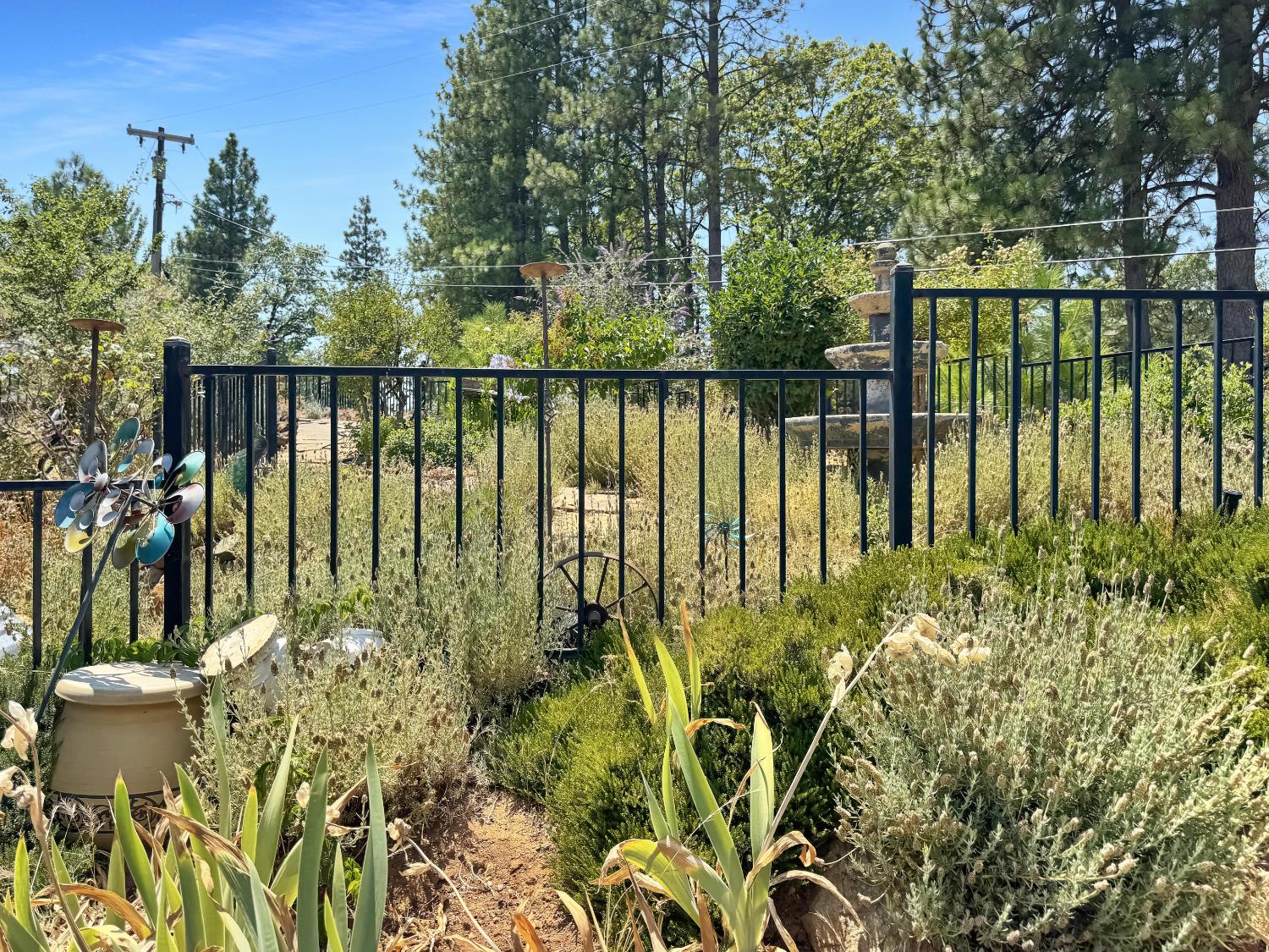 Detail Gallery Image 31 of 38 For 16169 Tina Ct, Grass Valley,  CA 95945 - 3 Beds | 3 Baths