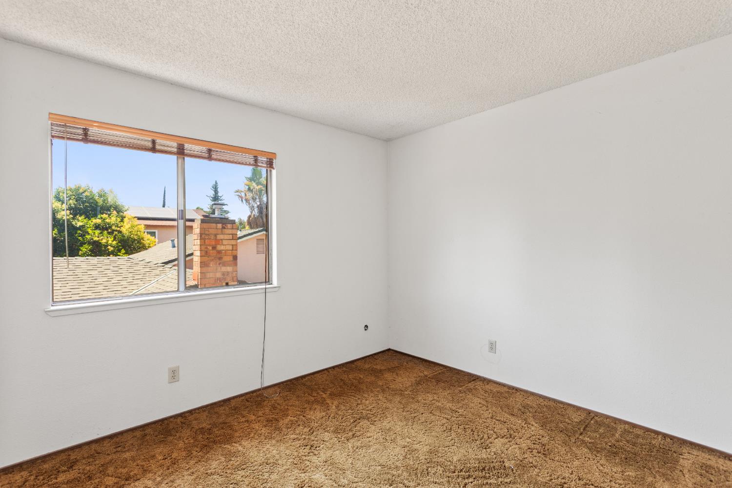 Detail Gallery Image 18 of 26 For 9251 Carla Way, Sacramento,  CA 95826 - 4 Beds | 2/1 Baths