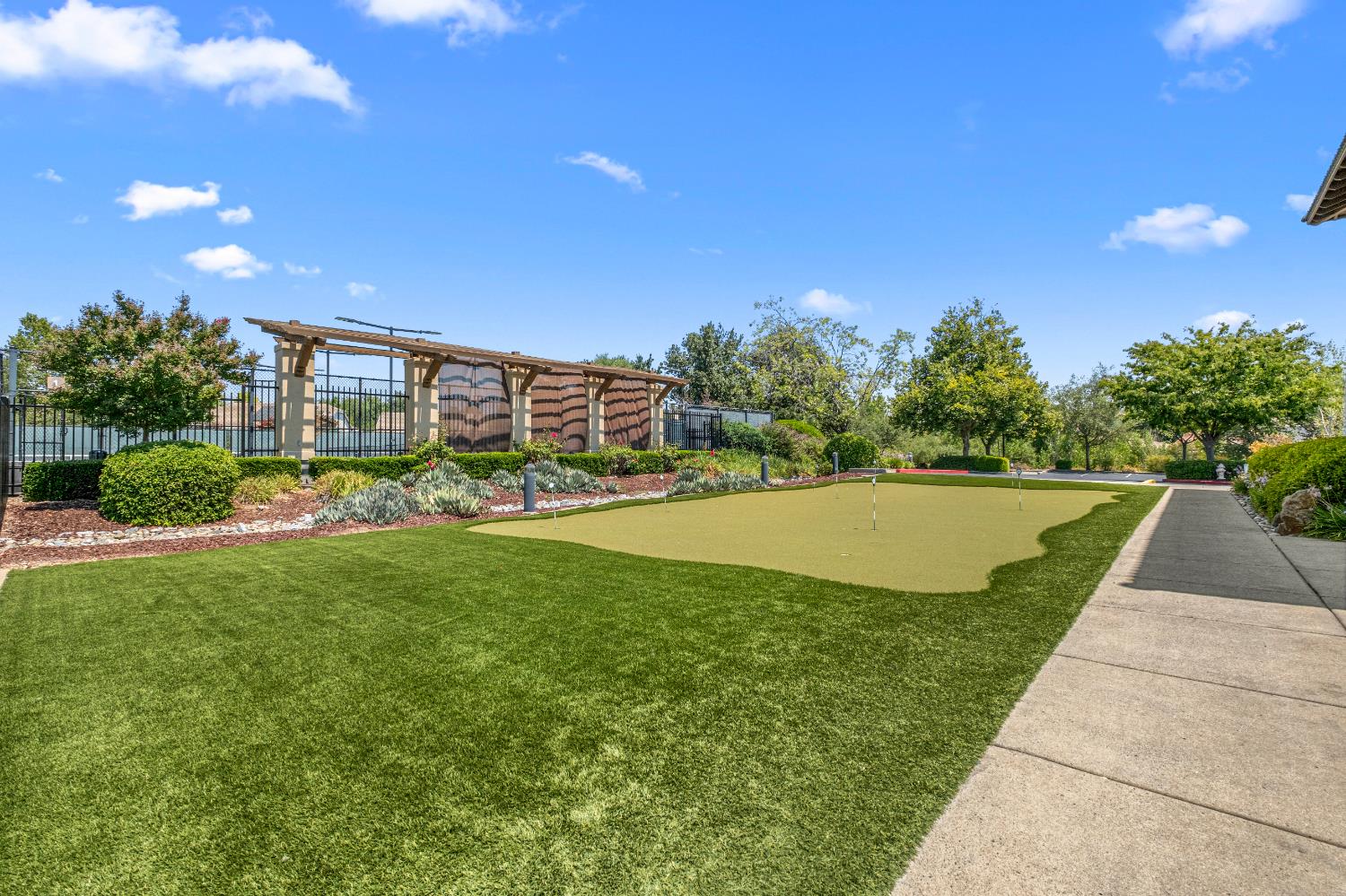 Detail Gallery Image 76 of 82 For 9544 Sun Poppy Way, El Dorado Hills,  CA 95762 - 2 Beds | 2/1 Baths