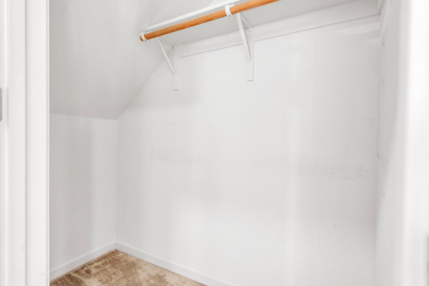 Detail Gallery Image 25 of 35 For 9934 Macabee Ln, Elk Grove,  CA 95757 - 3 Beds | 2/1 Baths