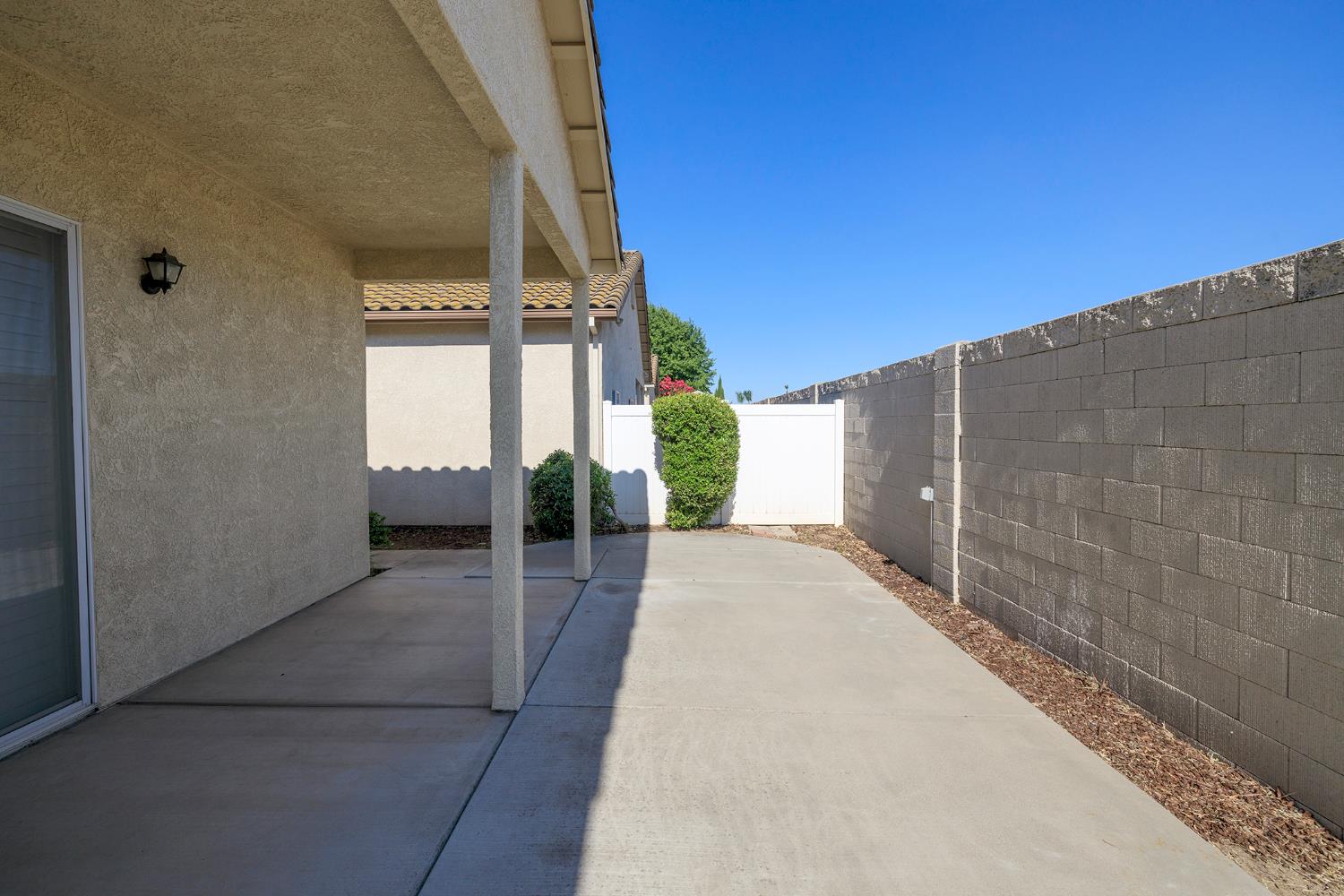 Detail Gallery Image 30 of 35 For 157 Little Johns Creek Dr, Oakdale,  CA 95361 - 2 Beds | 2 Baths