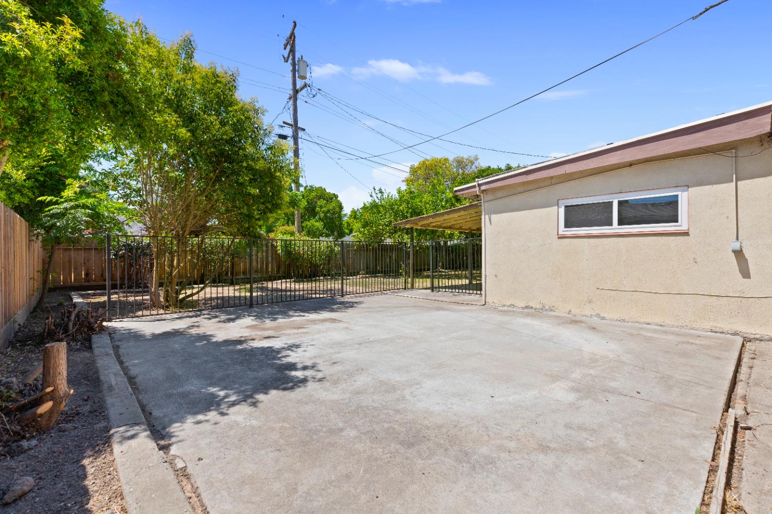 Detail Gallery Image 28 of 34 For 1418 Cypress Ave, Modesto,  CA 95350 - 3 Beds | 2 Baths
