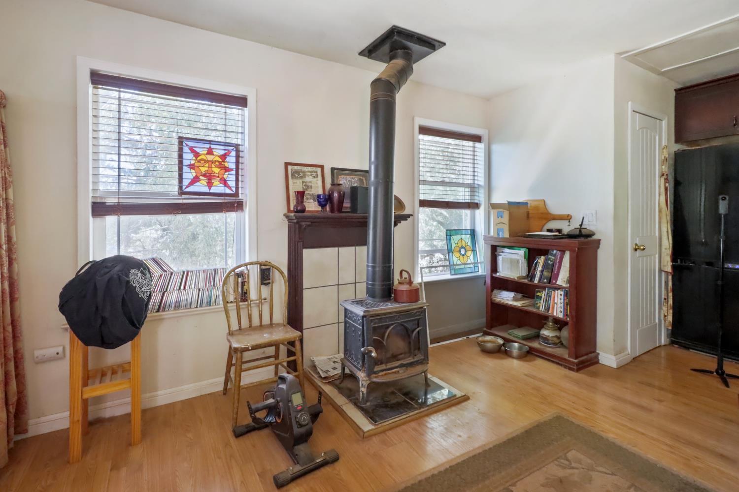 Detail Gallery Image 22 of 27 For 90 Tall Pines Ct, Applegate,  CA 95703 - 3 Beds | 2/1 Baths