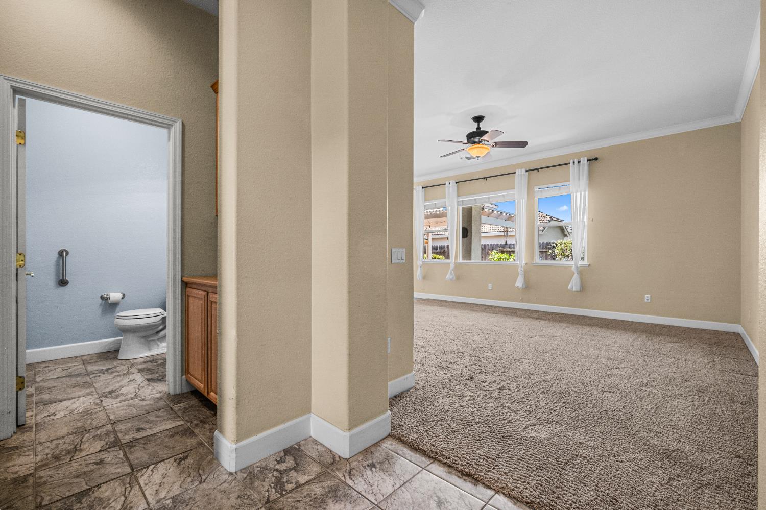 Detail Gallery Image 13 of 82 For 9544 Sun Poppy Way, El Dorado Hills,  CA 95762 - 2 Beds | 2/1 Baths