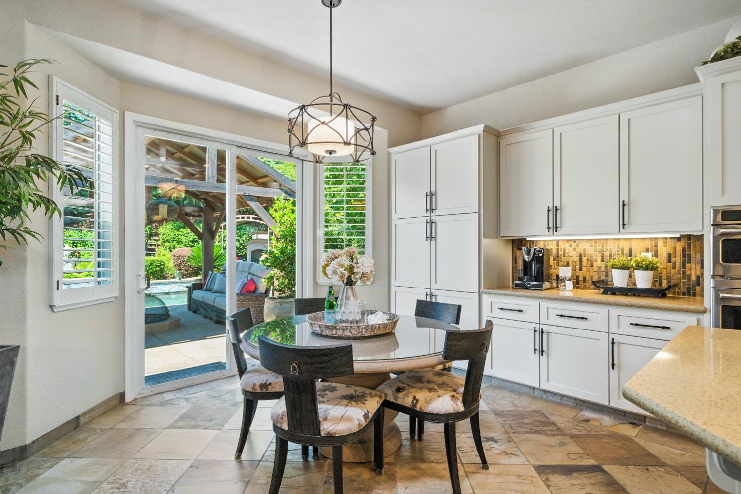 Detail Gallery Image 30 of 78 For 3001 Grasmere Cir, Roseville,  CA 95661 - 2 Beds | 2 Baths
