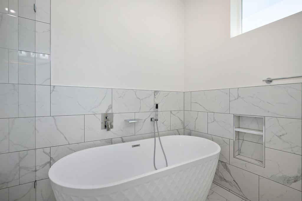 Detail Gallery Image 18 of 61 For 9437 Erwin Ave, Orangevale,  CA 95662 - – Beds | – Baths