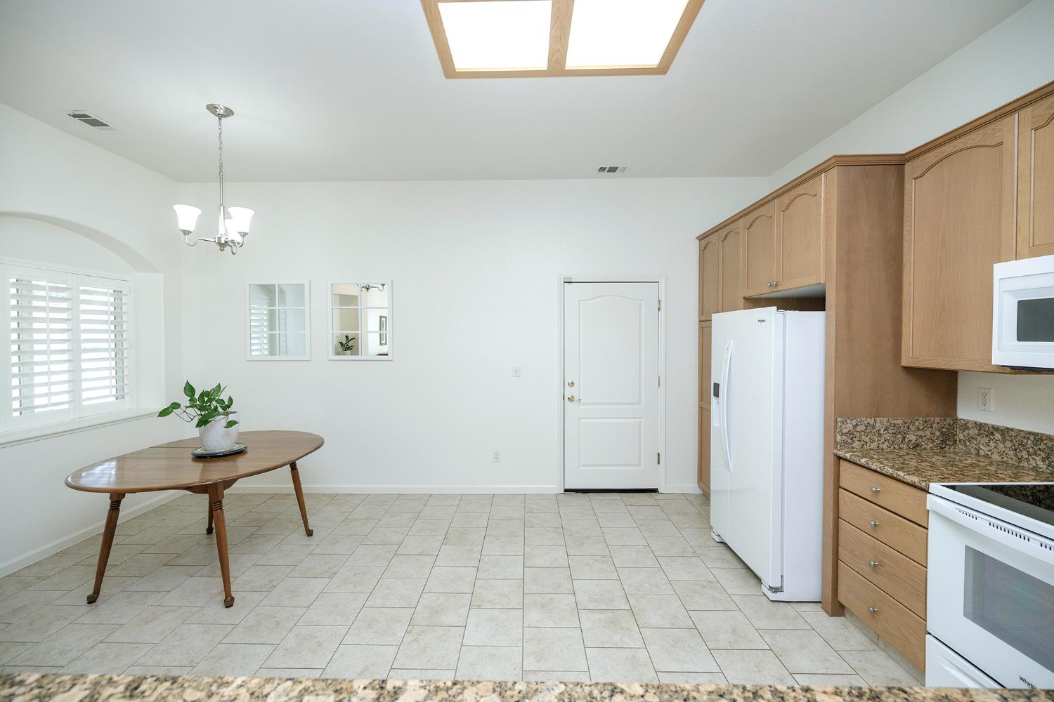 Detail Gallery Image 17 of 35 For 157 Little Johns Creek Dr, Oakdale,  CA 95361 - 2 Beds | 2 Baths