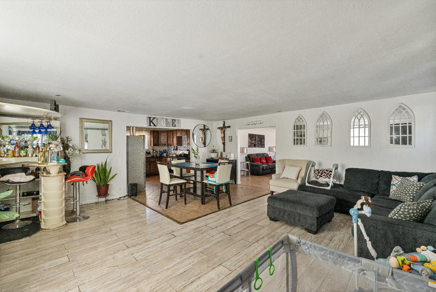 Detail Gallery Image 10 of 22 For 1260 T St, Merced,  CA 95341 - 2 Beds | 1 Baths