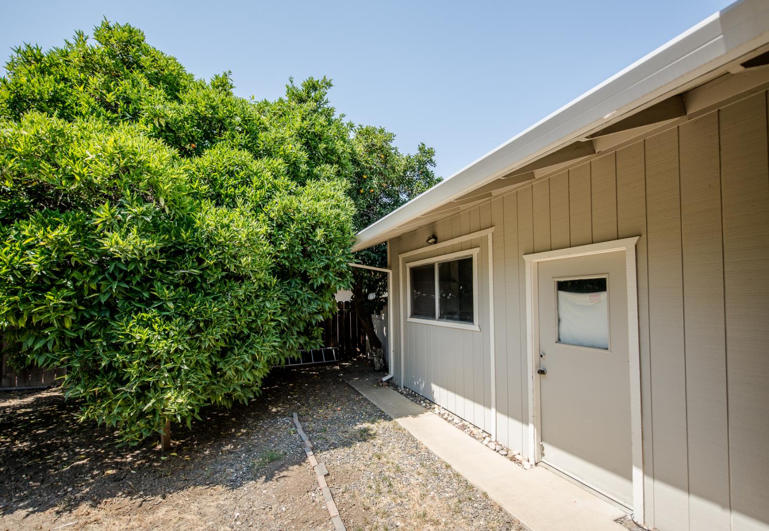 Detail Gallery Image 38 of 43 For 204 Emery St, Winters,  CA 95694 - 3 Beds | 2 Baths