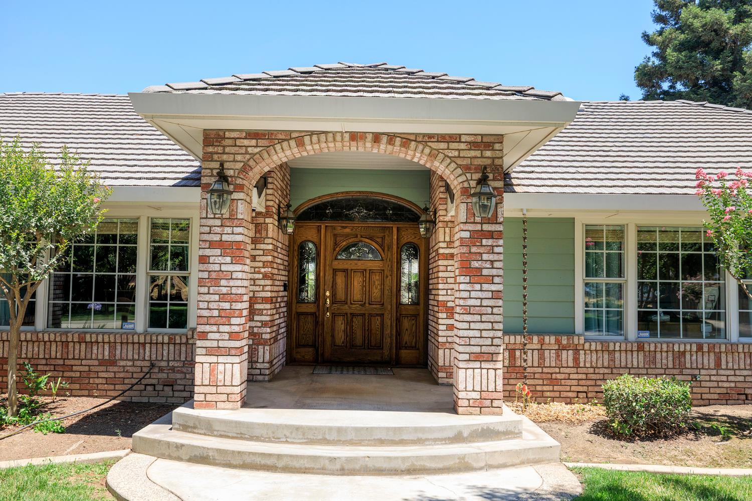 Detail Gallery Image 5 of 68 For 3128 Esta Ave, Modesto,  CA 95355 - 3 Beds | 3 Baths