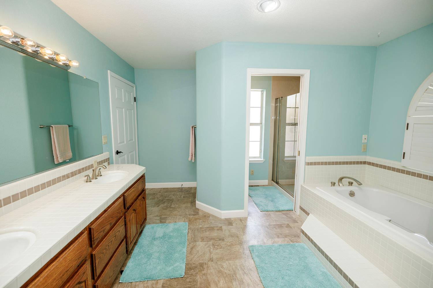 Detail Gallery Image 35 of 68 For 3128 Esta Ave, Modesto,  CA 95355 - 3 Beds | 3 Baths