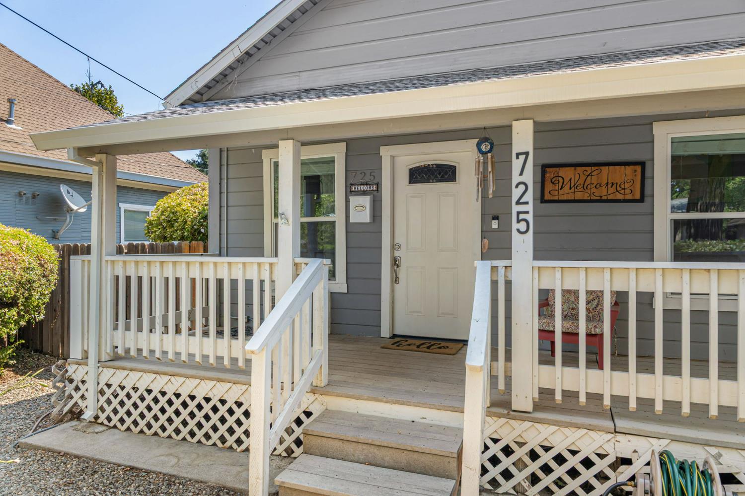 Detail Gallery Image 5 of 37 For 725 4th St, Woodland,  CA 95695 - 3 Beds | 1 Baths