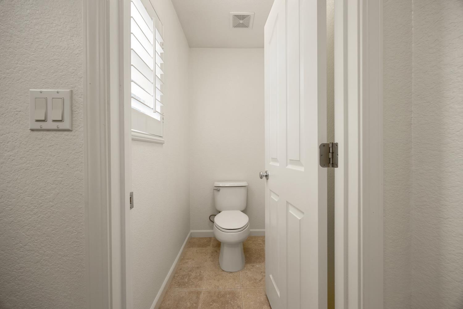 Detail Gallery Image 27 of 40 For 9205 Cortina Cir, Roseville,  CA 95678 - 3 Beds | 2/1 Baths