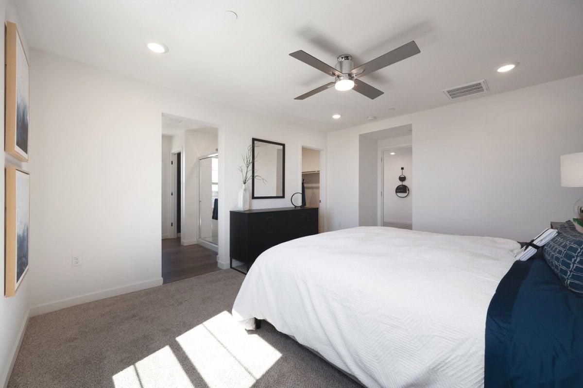 Photo #22: 225093337 Listing: Photo #22