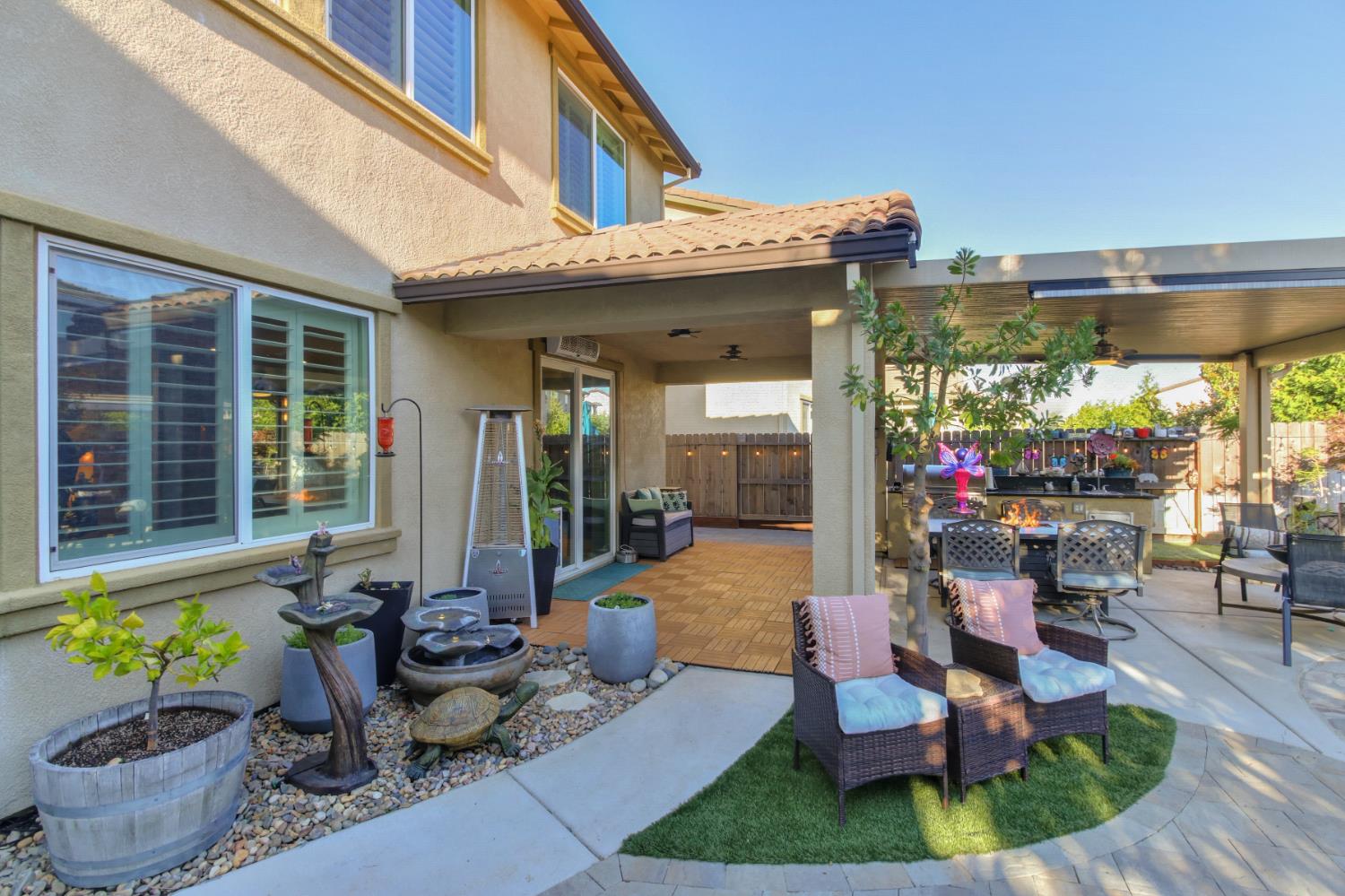 Detail Gallery Image 71 of 88 For 9940 Lorae Way, Elk Grove,  CA 95624 - 4 Beds | 3 Baths