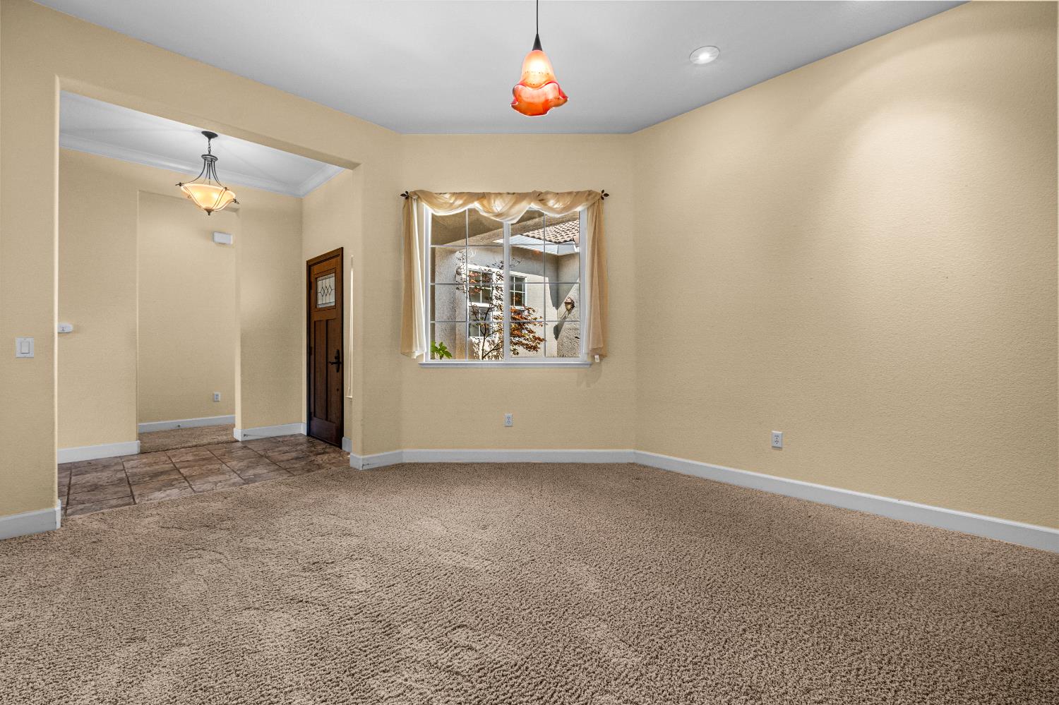 Detail Gallery Image 12 of 82 For 9544 Sun Poppy Way, El Dorado Hills,  CA 95762 - 2 Beds | 2/1 Baths