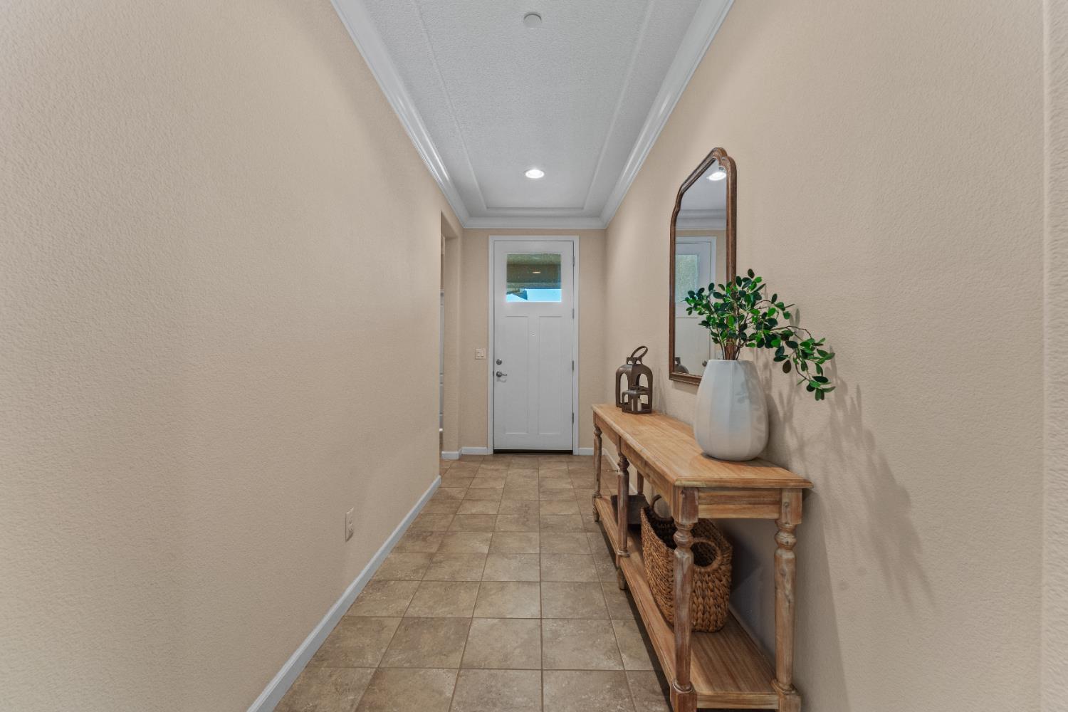 Detail Gallery Image 14 of 61 For 206 Calistoga Ct, El Dorado Hills,  CA 95762 - 3 Beds | 2/1 Baths