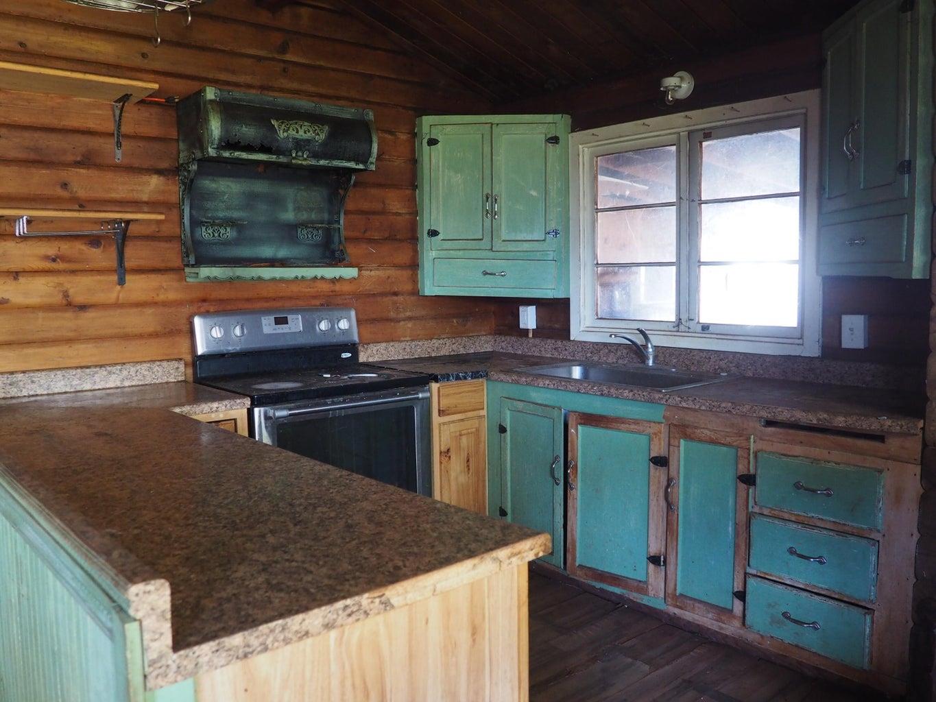 Detail Gallery Image 7 of 14 For 21705 S Powerhouse Rd, Manton,  CA 96059 - 2 Beds | 1 Baths
