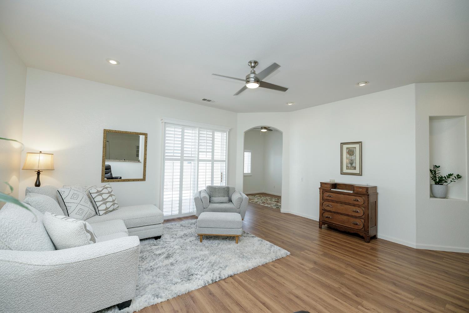 Detail Gallery Image 11 of 35 For 157 Little Johns Creek Dr, Oakdale,  CA 95361 - 2 Beds | 2 Baths