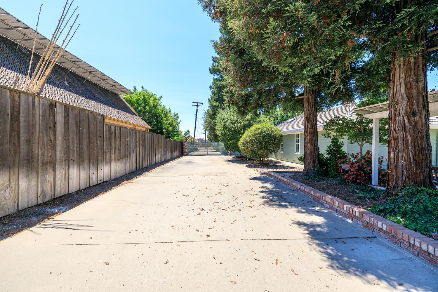 Detail Gallery Image 51 of 68 For 3128 Esta Ave, Modesto,  CA 95355 - 3 Beds | 3 Baths