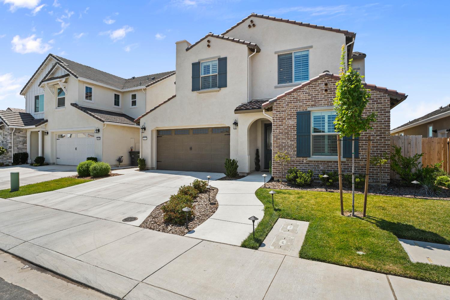 Detail Gallery Image 3 of 70 For 2050 Starwood Dr, Riverbank,  CA 95367 - 4 Beds | 3 Baths