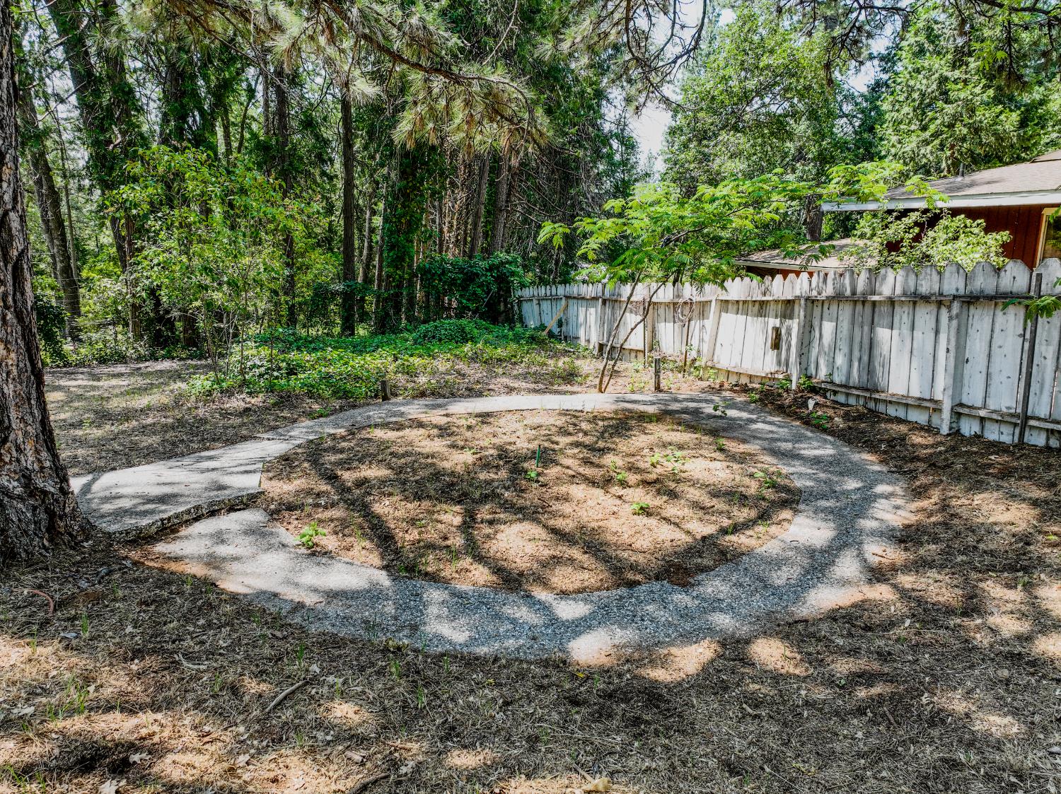 Detail Gallery Image 36 of 43 For 15604 Ridge Estates Rd, Nevada City,  CA 95959 - 2 Beds | 1/1 Baths
