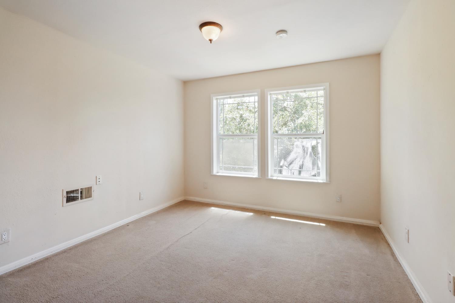 Detail Gallery Image 19 of 27 For 90 Tall Pines Ct, Applegate,  CA 95703 - 3 Beds | 2/1 Baths