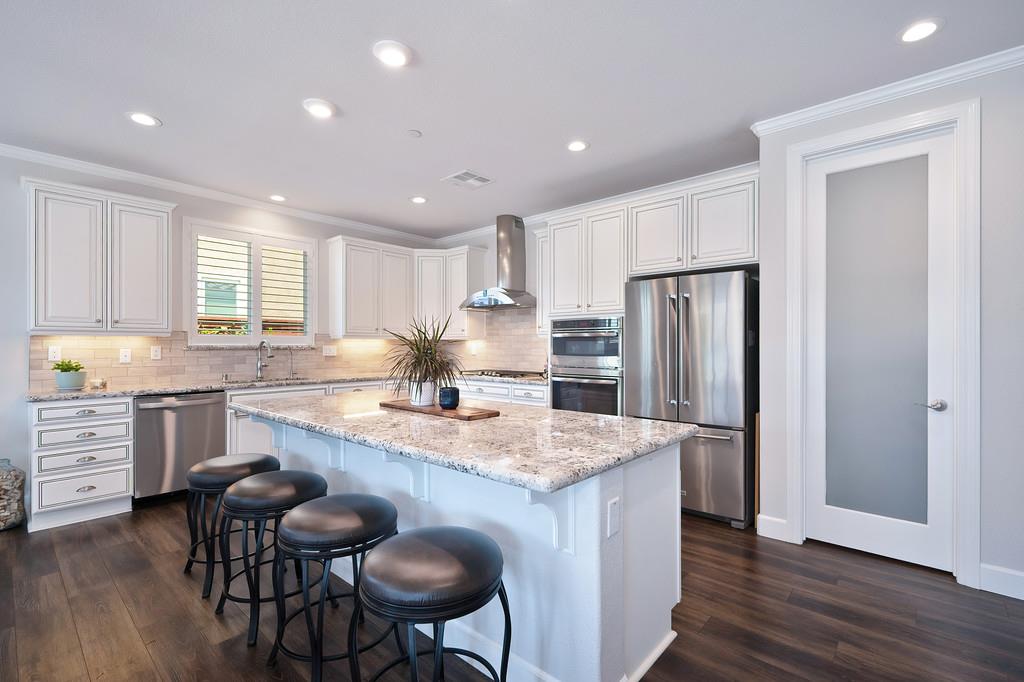 Detail Gallery Image 11 of 43 For 10309 Tempo Way, Elk Grove,  CA 95757 - 4 Beds | 3/1 Baths