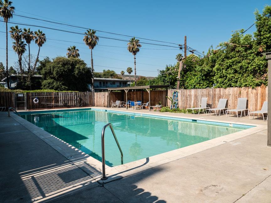 Detail Gallery Image 19 of 23 For 10711 Sherman Grove Ave 26, Sunland,  CA 91040 - 2 Beds | 2 Baths