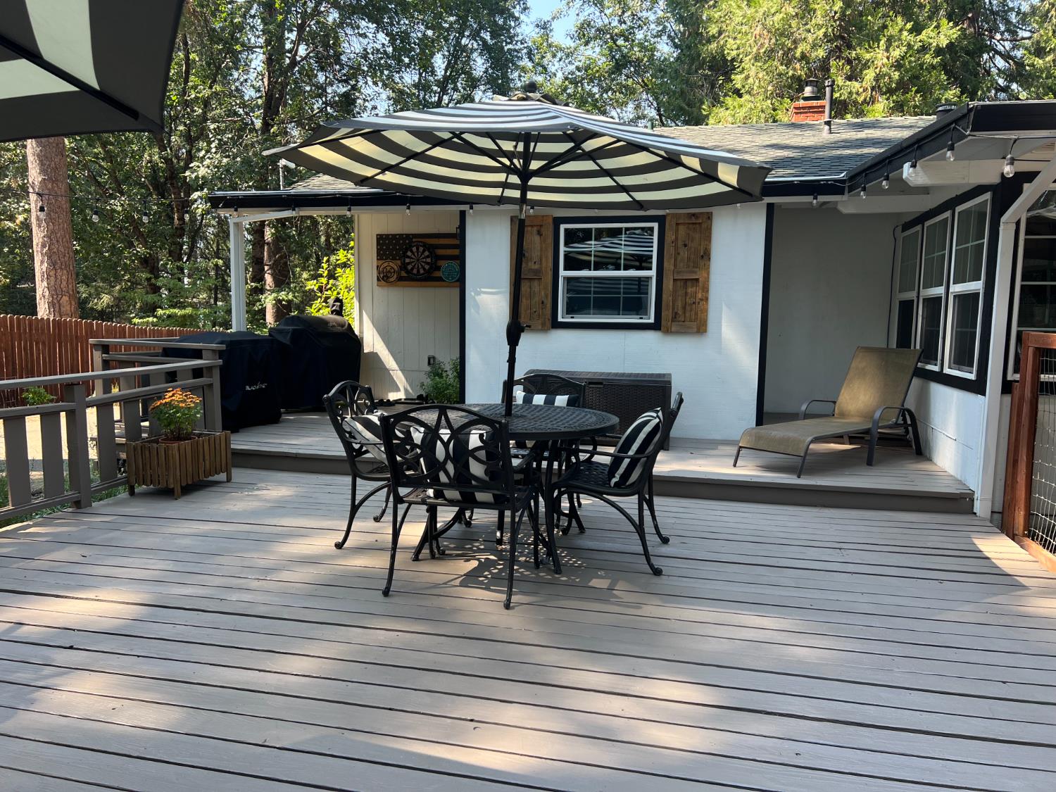 Detail Gallery Image 5 of 12 For 383 Alpine Dr, Colfax,  CA 95713 - 2 Beds | 2 Baths